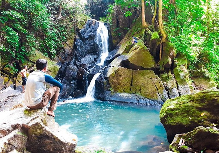 Spot Foto Air Terjun Pria Laot Kota Sabang yang Alami